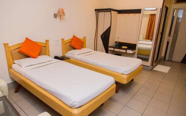 FabHotel Kinnera Comforts