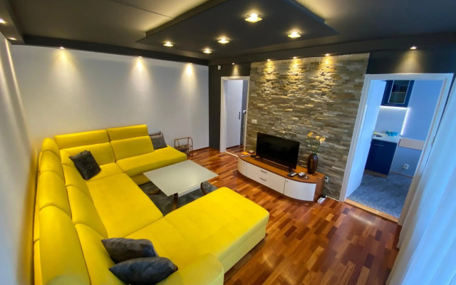 Apartment 8