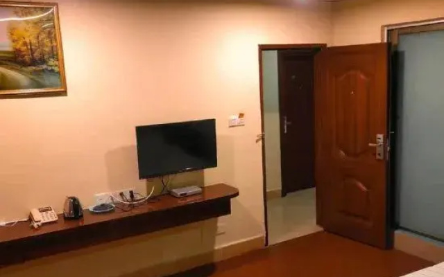 Fengkai Guanghui Business Hotel