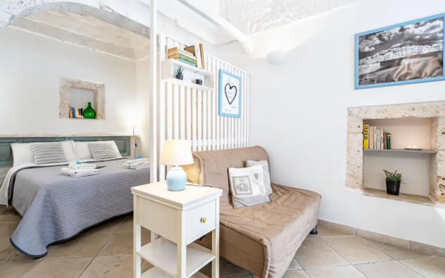Vico di Ostuni Apartments by Typney