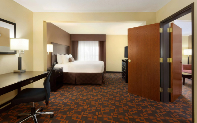 Townhome Inn And Suites