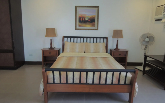 Palm Seaside Inn and Beach Resort