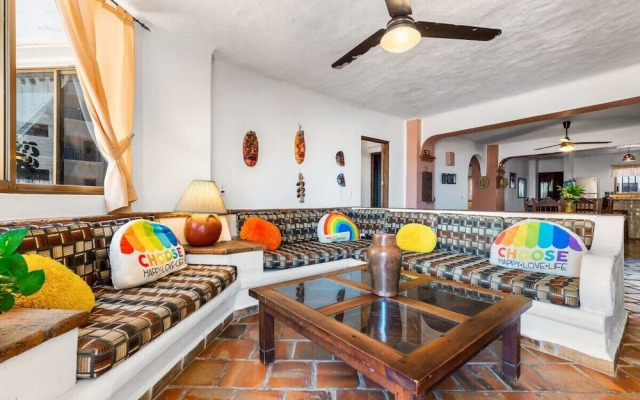 Ocean View 2Br Condo-balcony-beach-pool - 304