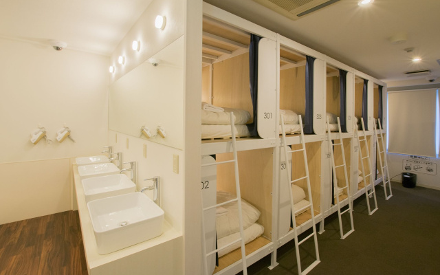 Hiromas Hostel in Kanda