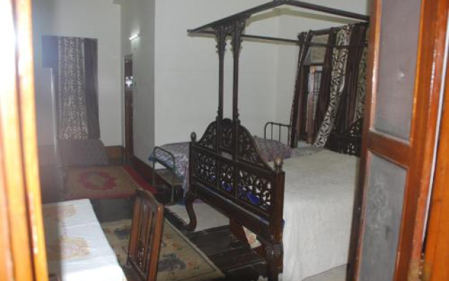 Hilltop Lodge