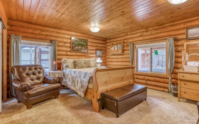 Sweet Log Cabin