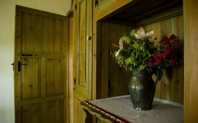 Seki Cottages
