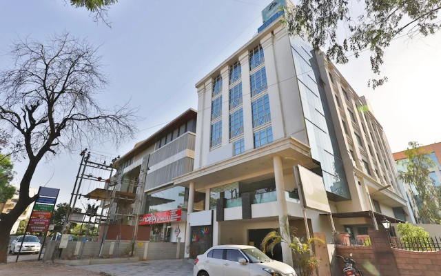 OYO 4320 Hotel Aum Regency