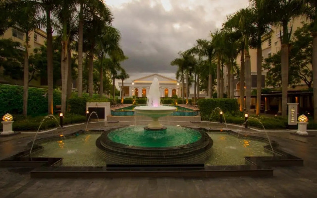 The Green View Hotel