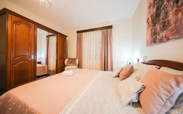 Villa Marigold