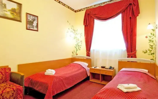 Hotel Trylogia