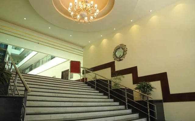 Hotel Amber Residency