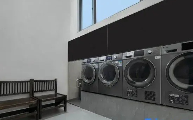 Yiyun Superior Products Hotel