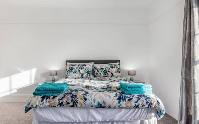 Lovely Villa1king 2 Double 4 Single 1 Bunk Beds