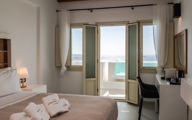 Apeiron Blue Santorini - Sustainable Adults Only 14+
