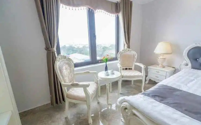 Tan An Palace Hotel & Serviced Apartment