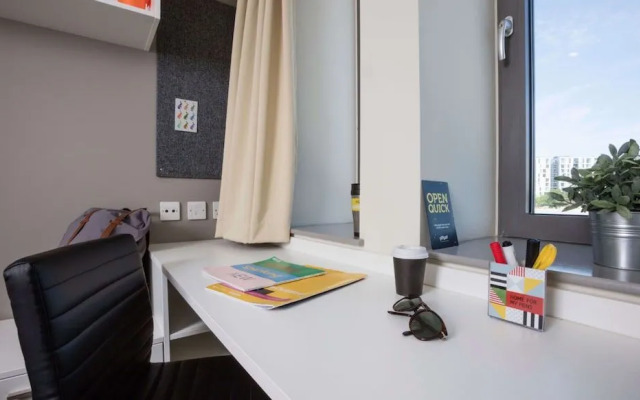 Vibrant Rooms for STUDENTS Only - LONDON