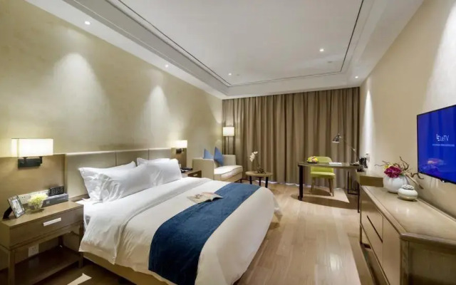 Heyuan Holiday Hotel