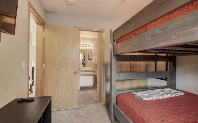 C213 Cinnamon Ridge 2 Bedroom Condo by RedAwning