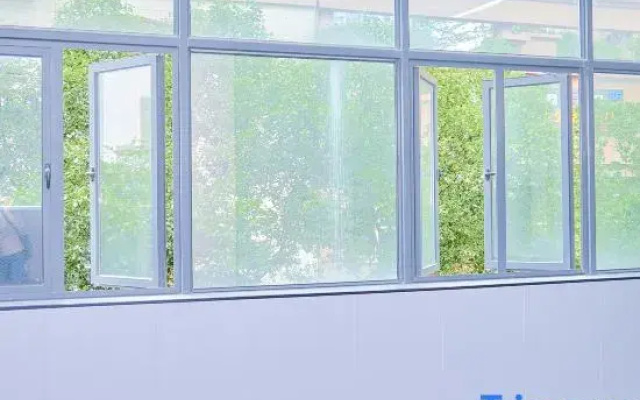 Urban Convenience Hotel
