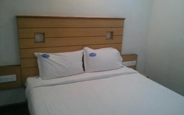 Hotel SLV Grand