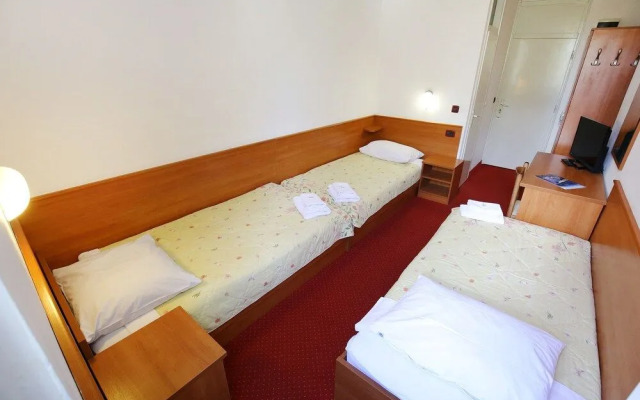 Hotel Luka