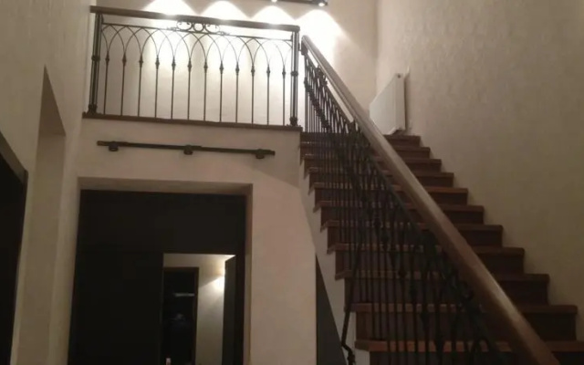 Tskneti Mountain Villa