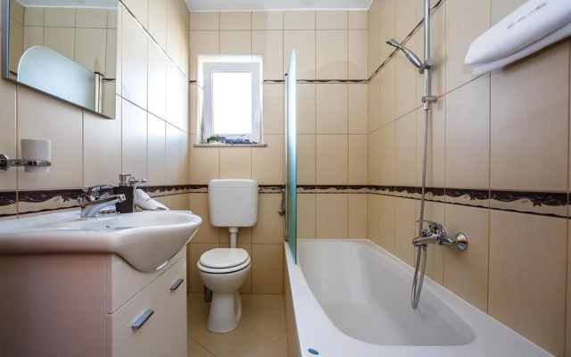Mare & Mons Deluxe Apartments