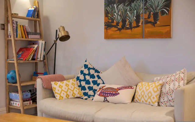 Trendy Hampstead Flat RH7