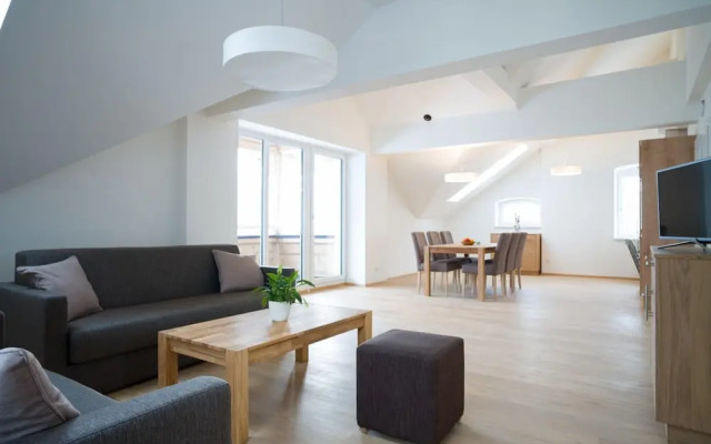 Lake View Suites Villa Julia - Penthouse Suite
