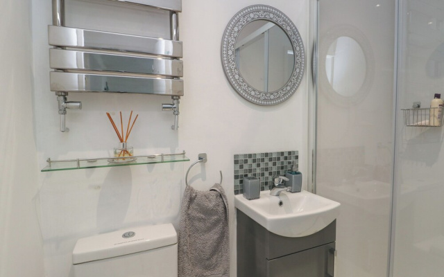 Benllech Bay Cottage