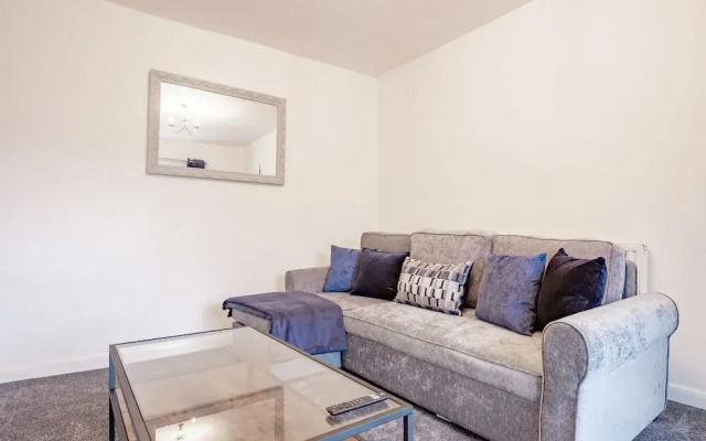 Host Stay Chestnut Residence