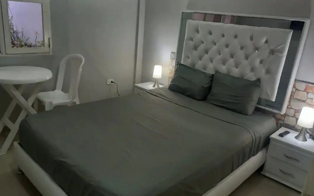 Hotel BM-17  Cerca Al Mar