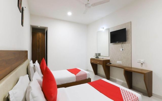 Hotel O Iskcon Temple Navasari