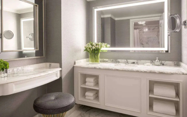 The Ritz-Carlton, Marina del Rey