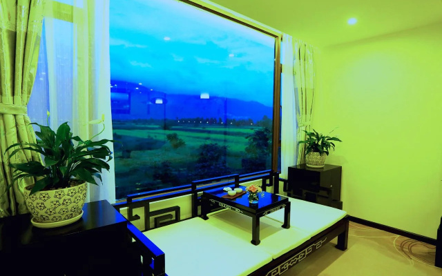 Huamei Club Lijiang