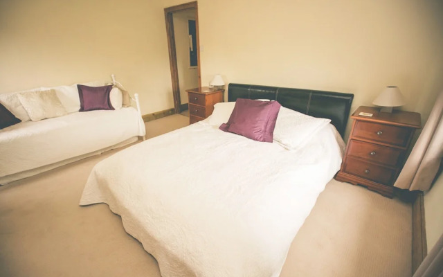 Weycroft Mill House Bed and Breakfast