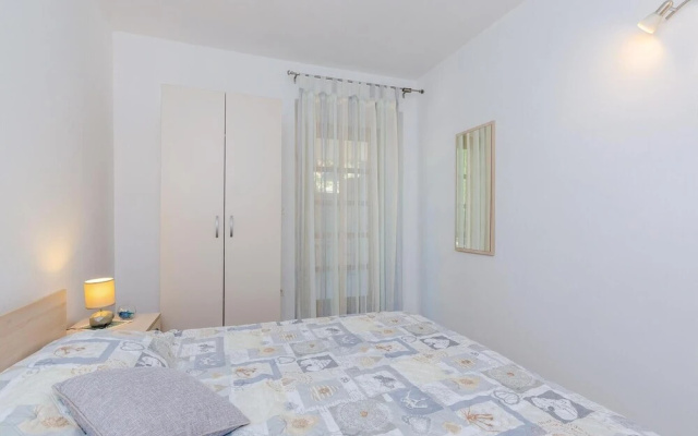 Awesome Apartment in Slano With 2 Bedrooms and Wifi