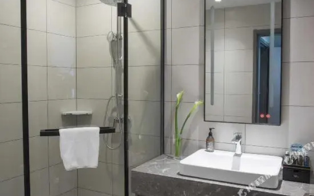 Homeinn Selected Hotel (Changzhou Universal Dinosaur Park Wanda Plaza)