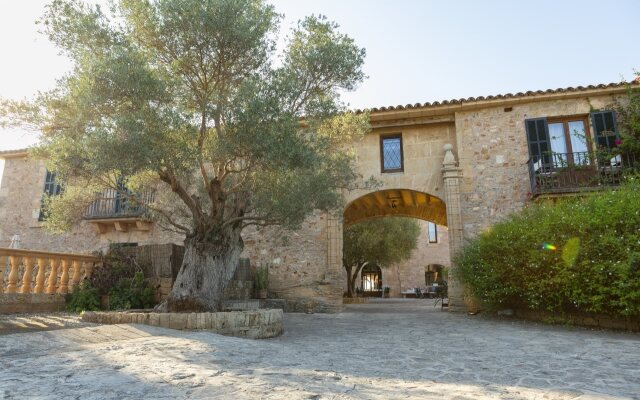 Casal Santa Eulàlia Hotel вид на фасад