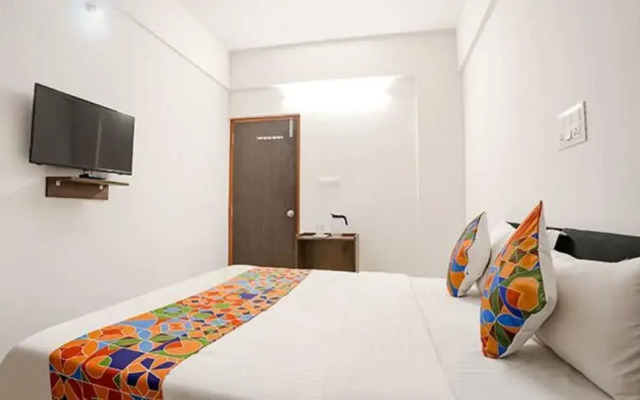 Fabhotel Blissfull Stay