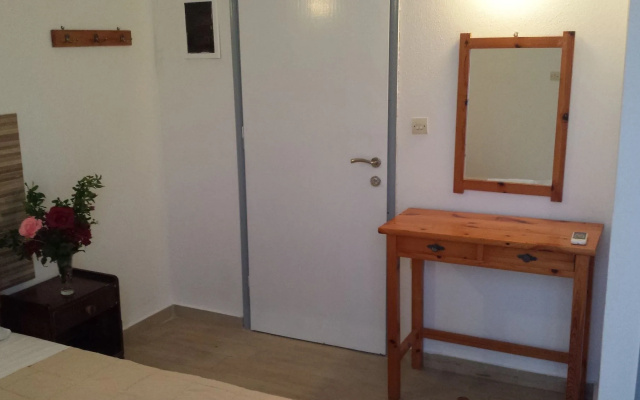 Nikolas Club Apartments