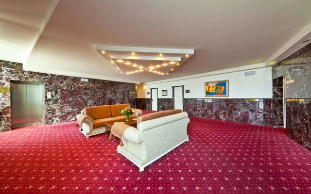 Отель Unique Dortmund