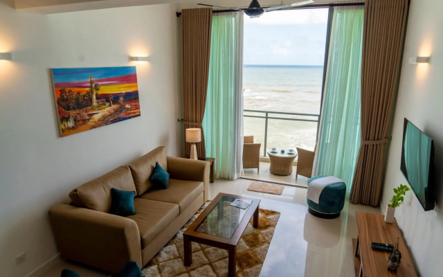 Oceanfront Galle Apartment L4-10
