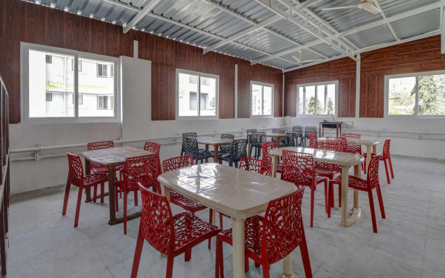 Collection O Global Stay Near Kengeri Bus Terminal Metro Station