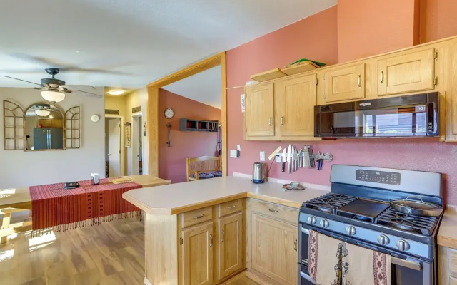 Stunning Views: Quiet Bluff Home Near Hiking!