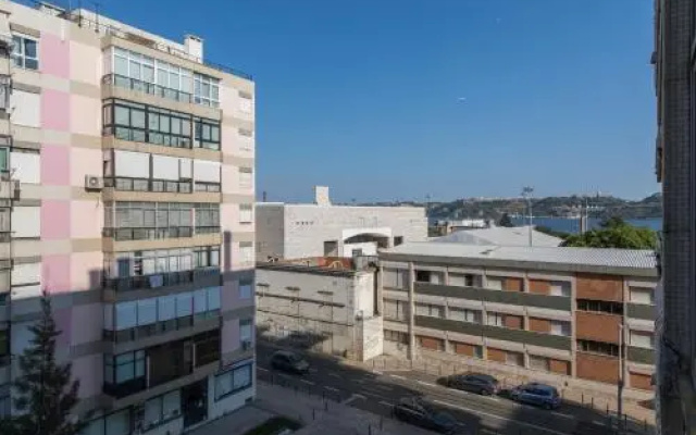 Lovelystay - 2 Bedroom Belem Wonder