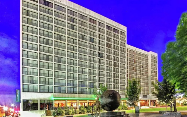 Crowne Plaza Tulsa