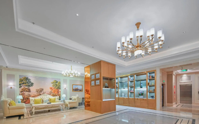 Vienna Hotel (Yecheng Zero Kilometer)