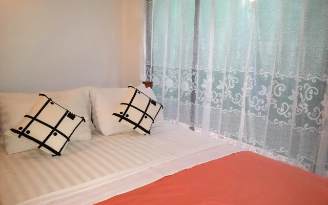 OYO 445 Nirmala Villa